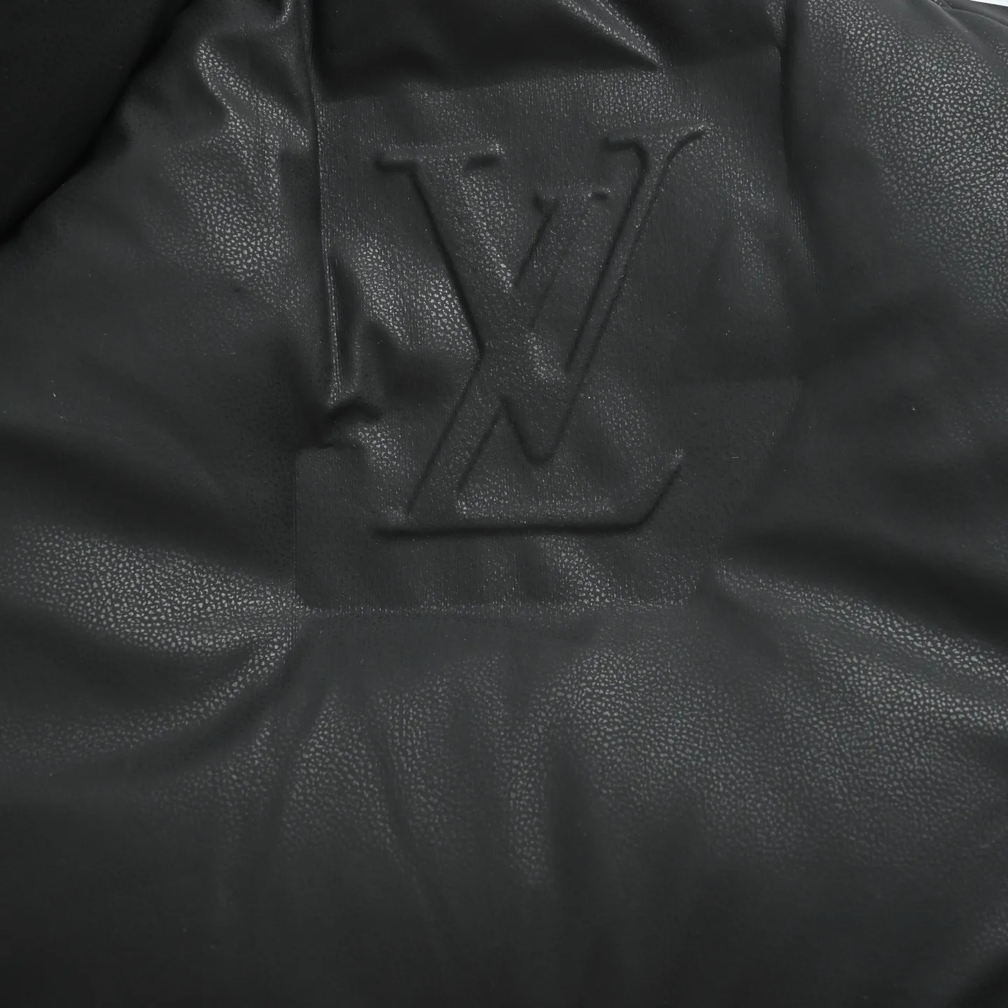Louis Vuitton/Louis Vuitton embossed embossed down jacket
